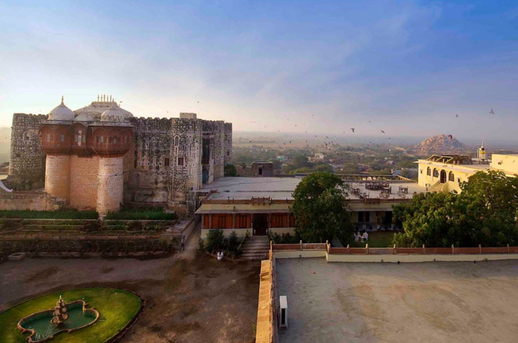 Atulya Fort Khejarla Екстер'єр фото